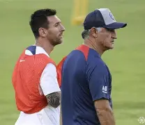 法甲梅西首秀 姆巴佩双响 巴黎20开局四连胜